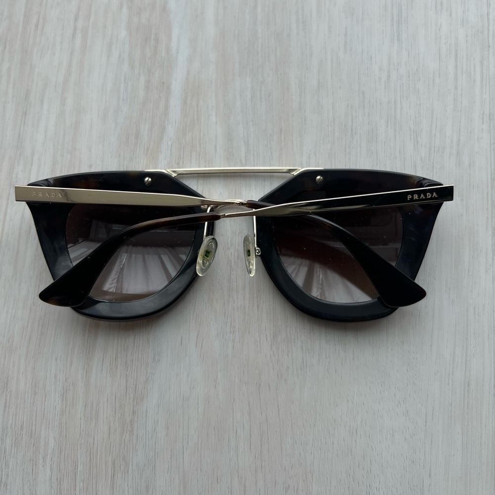 Prada Tortoise Shell Wayfarer Gradient Sunglasses… - image 2